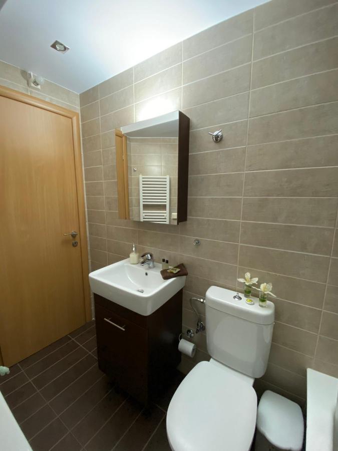 Airport Tk Luxury Home Artemida  Buitenkant foto