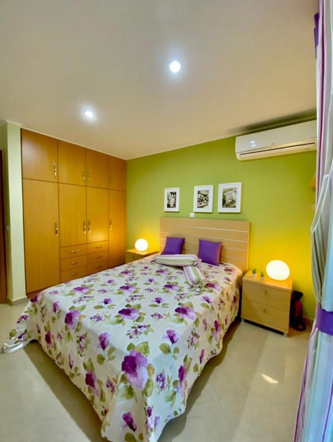 Airport Tk Luxury Home Artemida  Buitenkant foto