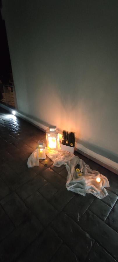 Airport Tk Luxury Home Artemida  Buitenkant foto