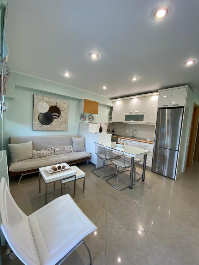Airport Tk Luxury Home Artemida  Buitenkant foto