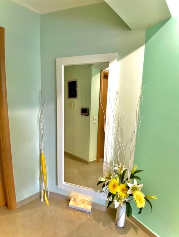 Airport Tk Luxury Home Artemida  Buitenkant foto